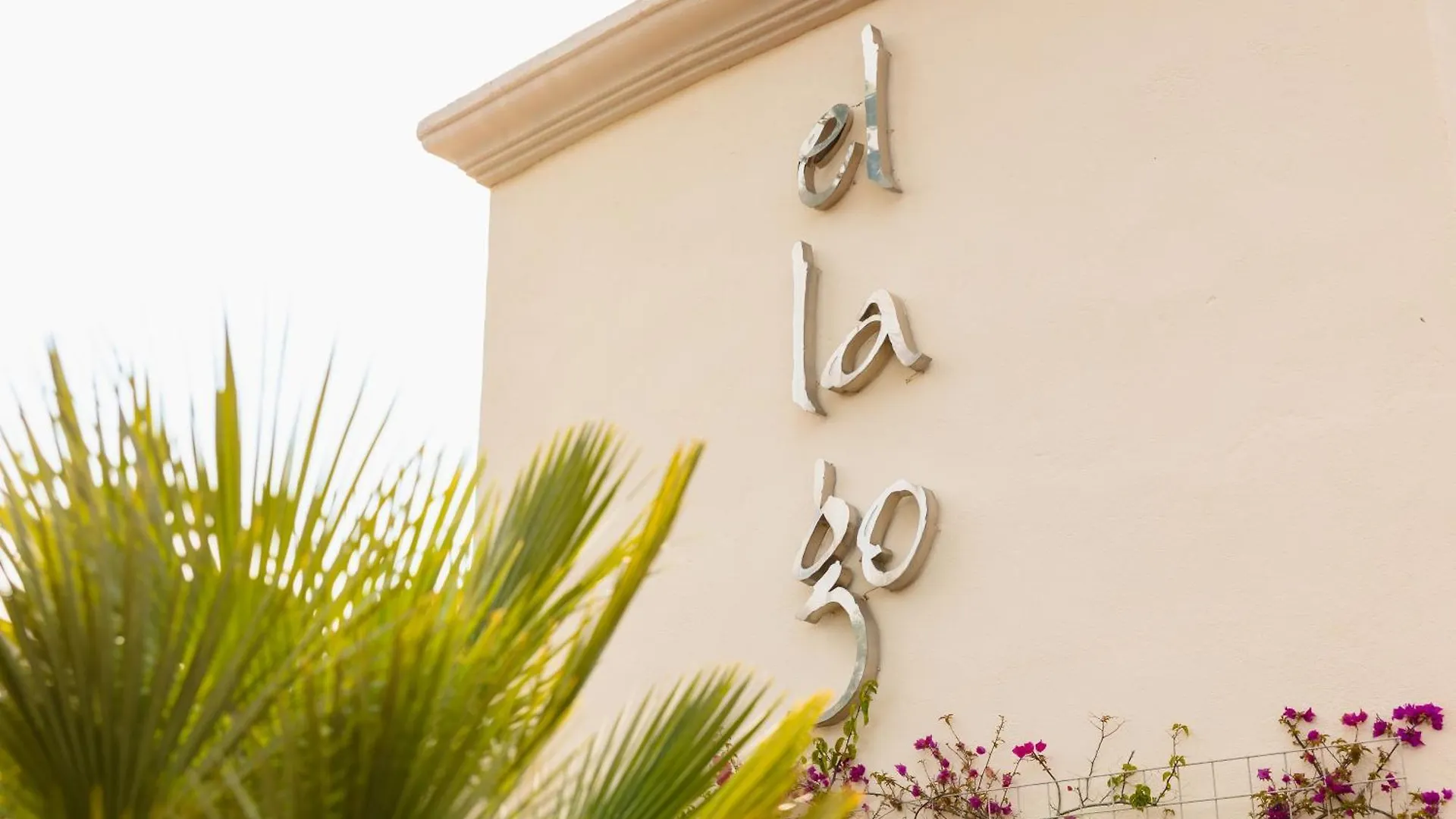 Newly Renovated Apartment With Large Private And Glazed Terrace, Close To The Beach In Elviria, Marbella East 0*,  Spain